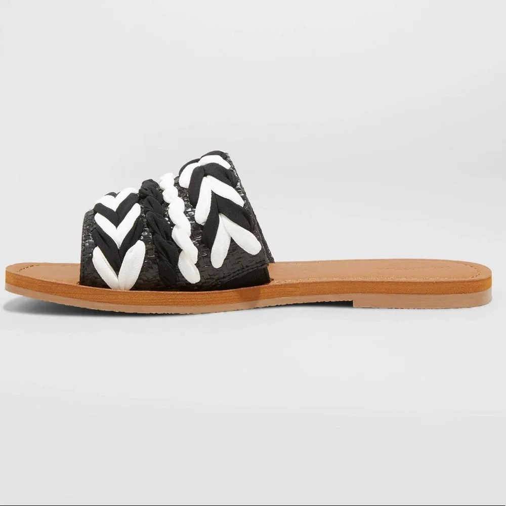 Women’s Eve square toe raffia sandals black and white universal thread new 6.5
